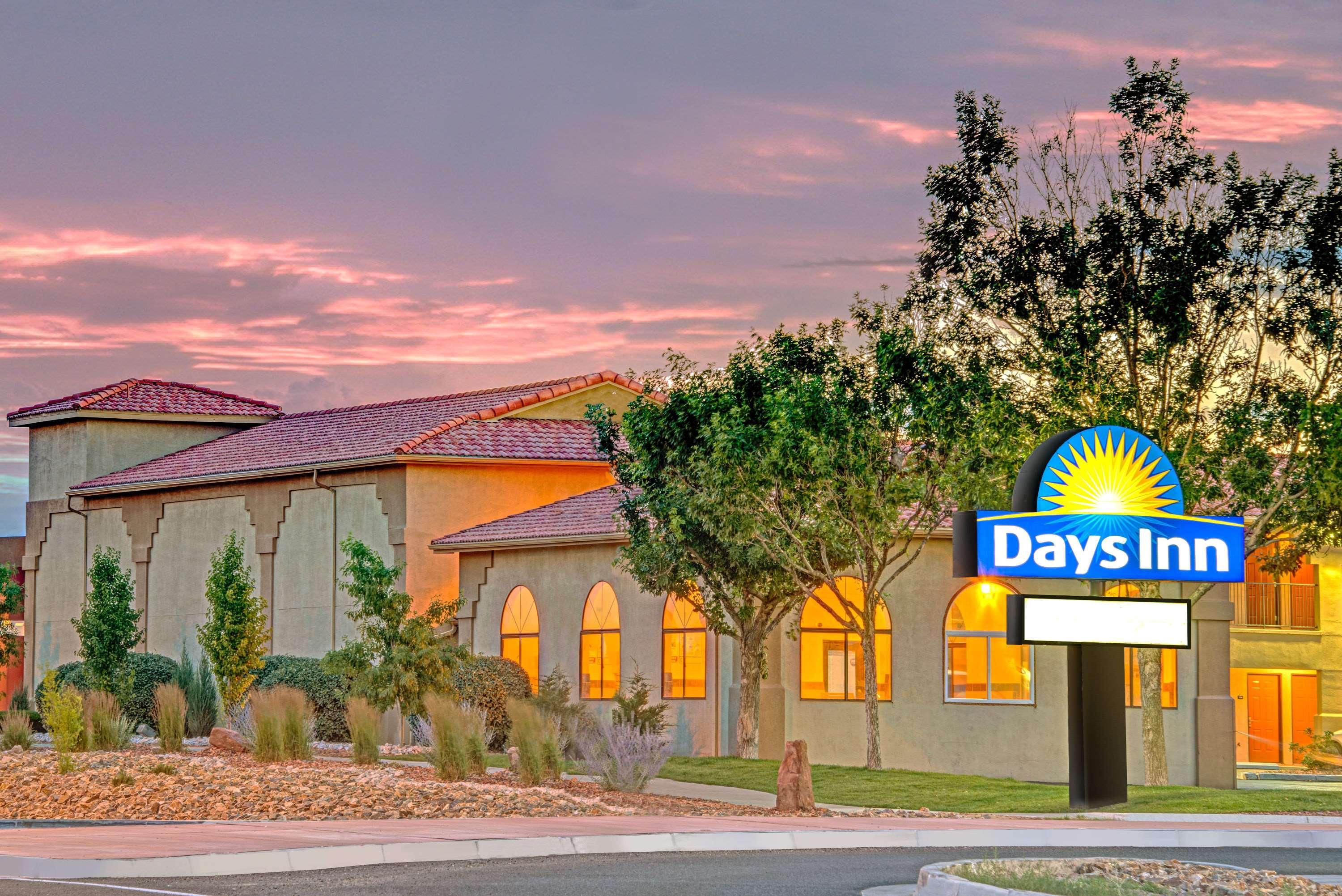 Days Inn By Wyndham Rio Rancho Εξωτερικό φωτογραφία