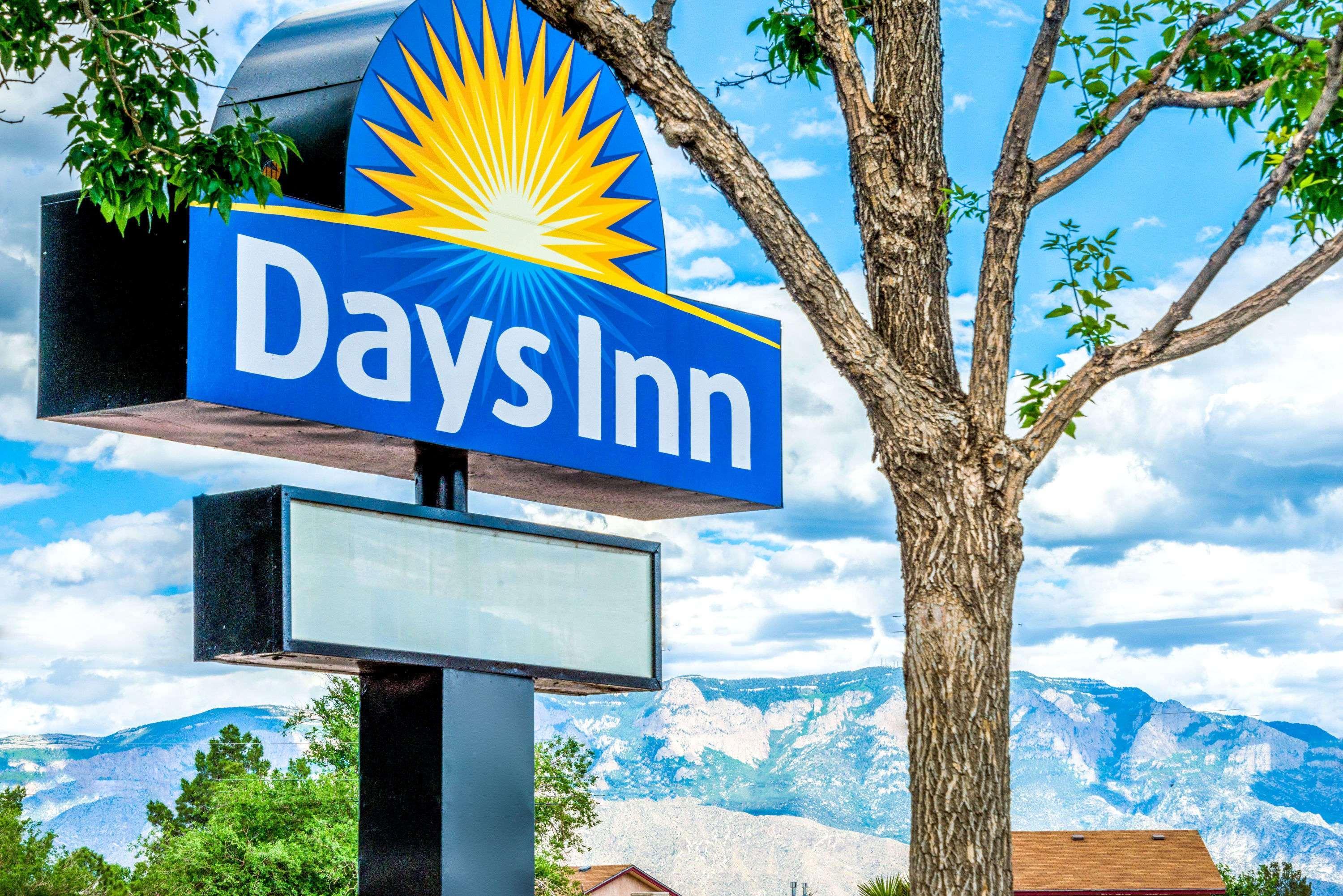 Days Inn By Wyndham Rio Rancho Εξωτερικό φωτογραφία